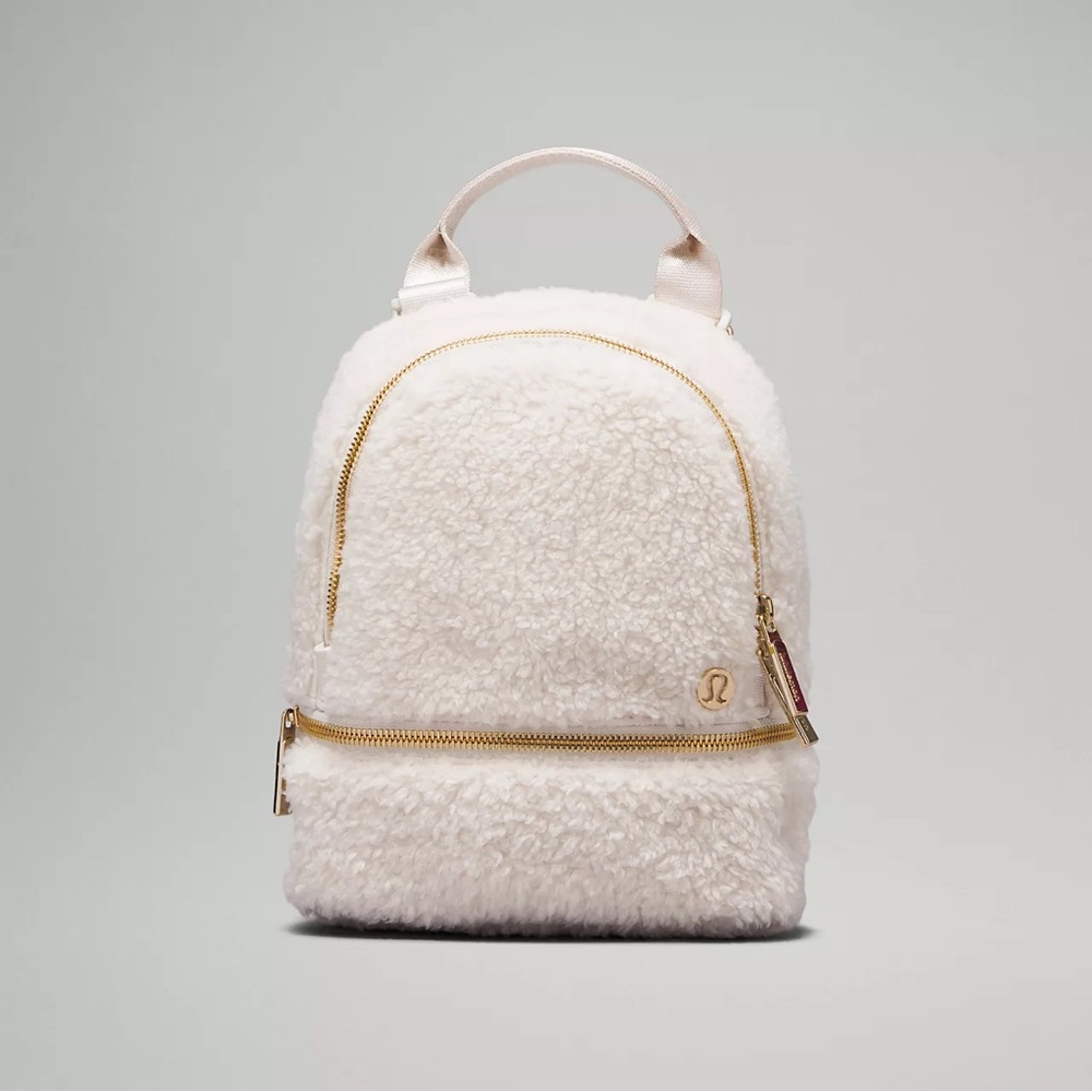 City Adventurer Backpack Micro 3L
Fleece
